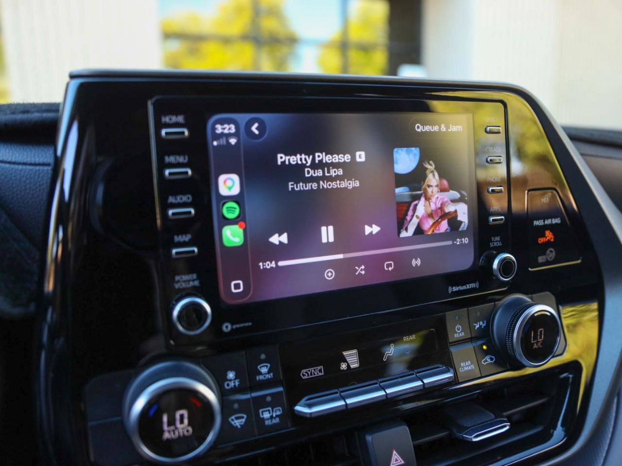 Used 2022 Toyota Highlander L image 33