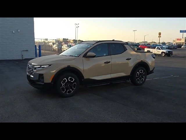Used 2024 Hyundai Santa Cruz SEL w/ Activity Package AWD/4WD image 4
