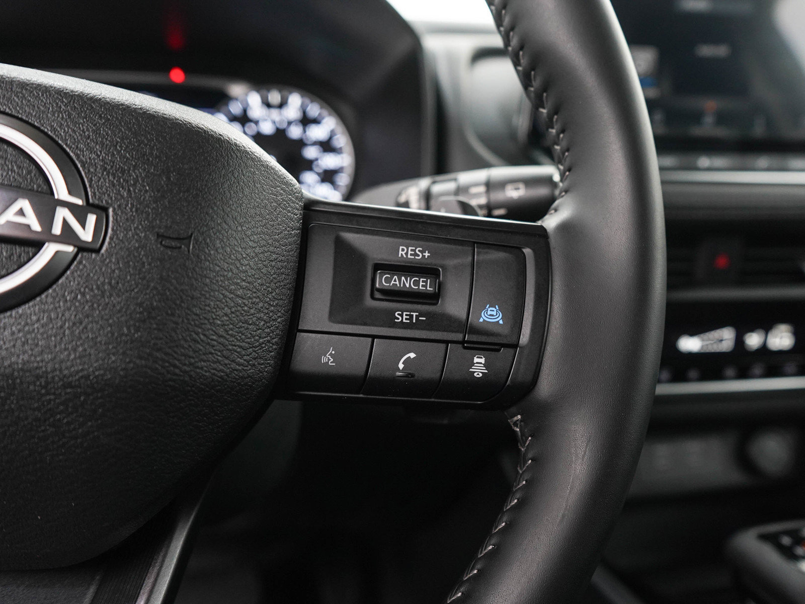 Used 2026 Nissan Rogue SV AWD/4WD image 26