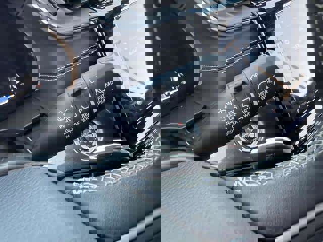 Used 2022 Jeep Grand Cherokee L Laredo w/ Luxury Tech Group I image 29