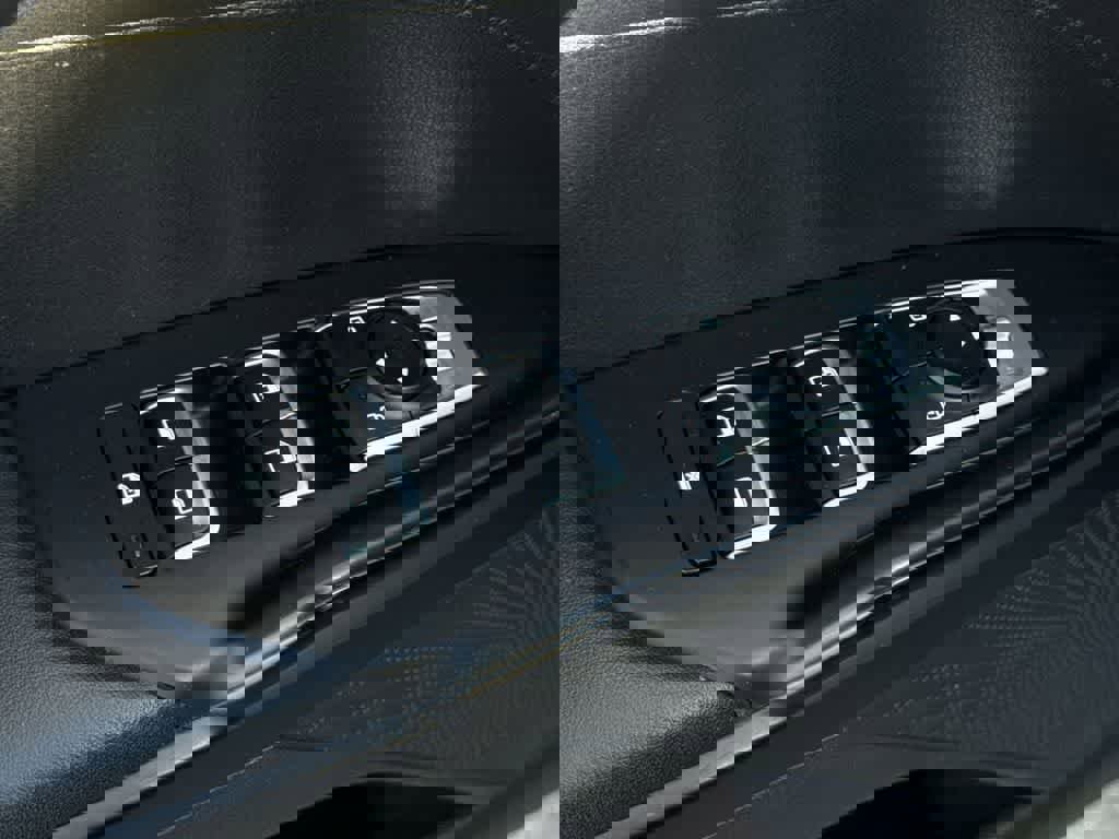 Used 2022 Kia K5 LXS image 24