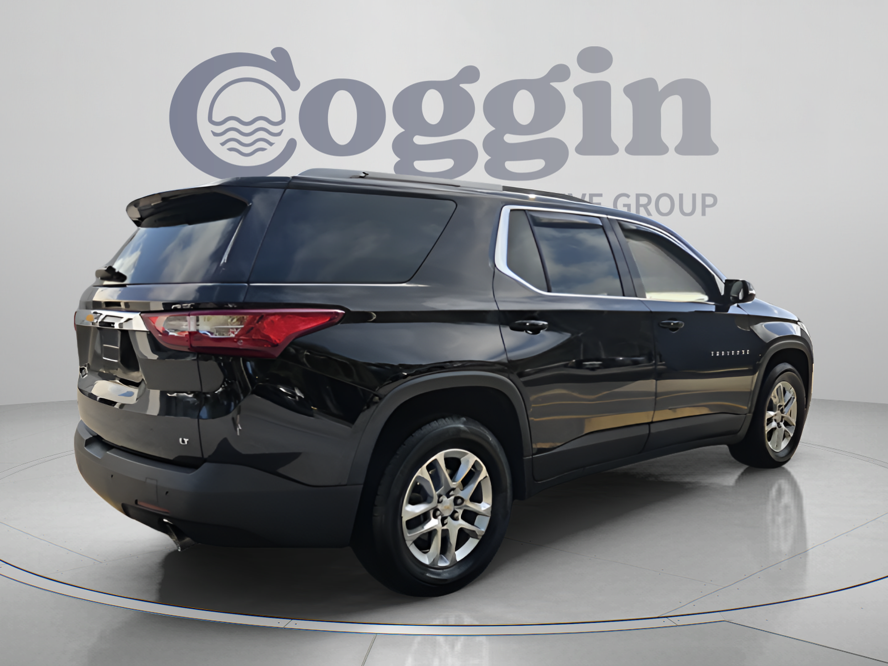 Used 2018 Chevrolet Traverse LT FWD image 5