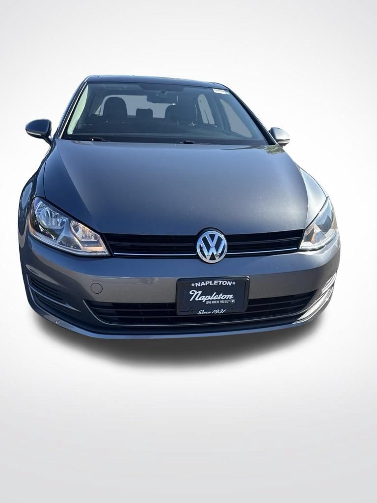 Used 2016 Volkswagen Golf S FWD image 4