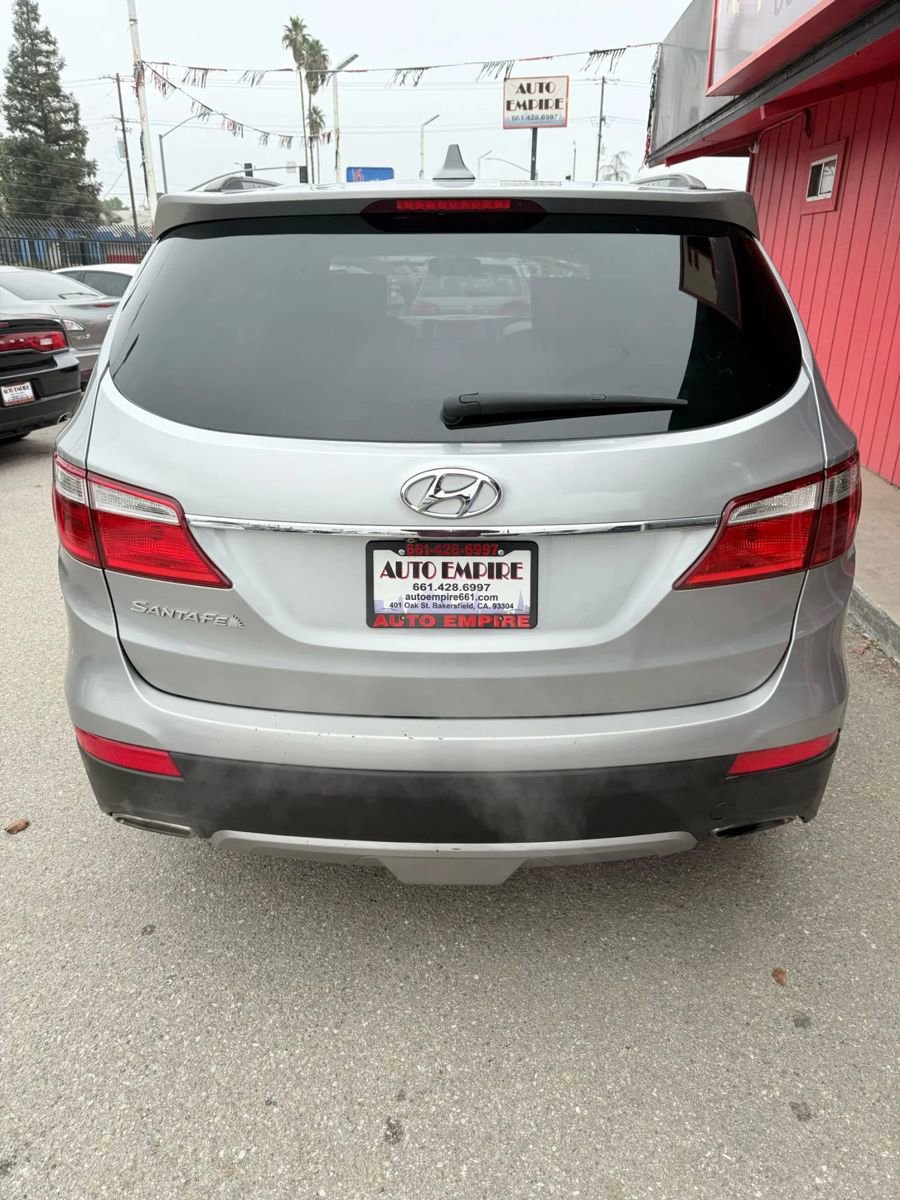 Used 2016 Hyundai Santa Fe SE FWD image 4