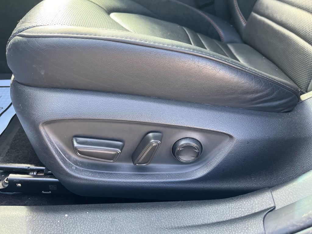 Used 2019 Toyota Avalon XSE w/ All Weather Liner Package image 54