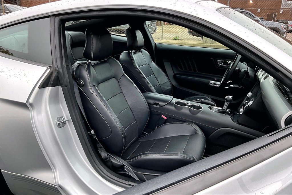 Used 2016 Ford Mustang Premium w/ Equipment Group 201A RWD image 7