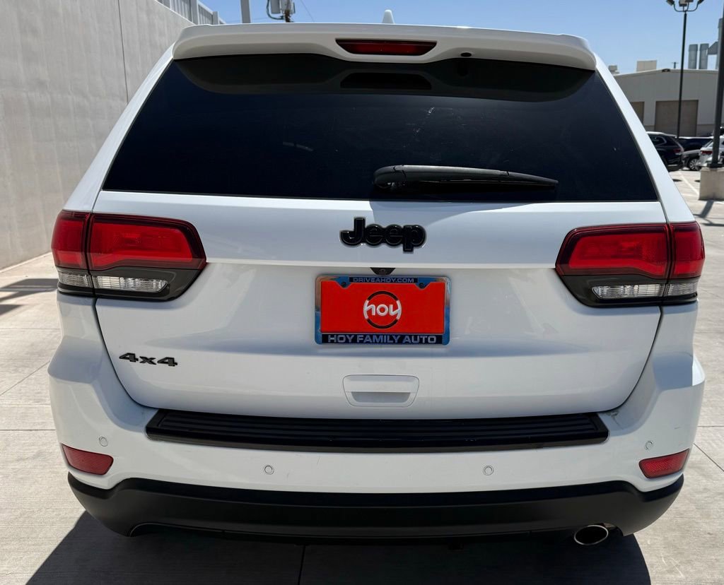 Used 2018 Jeep Grand Cherokee Altitude AWD/4WD image 7
