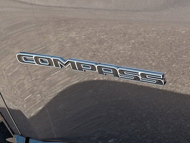 Used 2023 Jeep Compass Limited w/ Elite Group AWD/4WD image 35