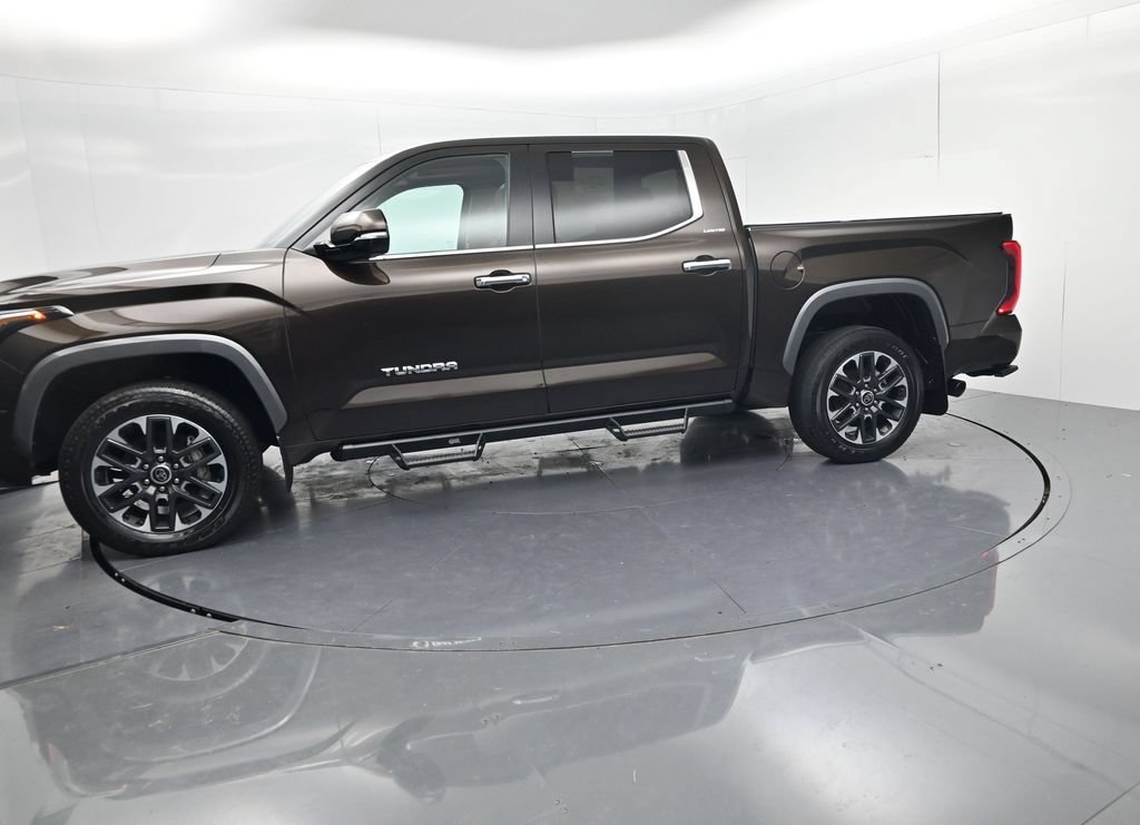 Used 2024 Toyota Tundra Limited w/ Power Package AWD/4WD image 4