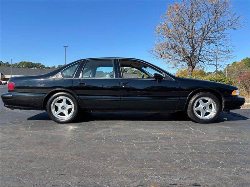 Used 1994 Chevrolet Caprice SS RWD image 27