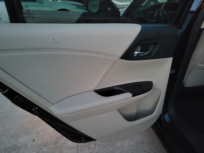 Used 2017 Honda Accord EX-L image 15