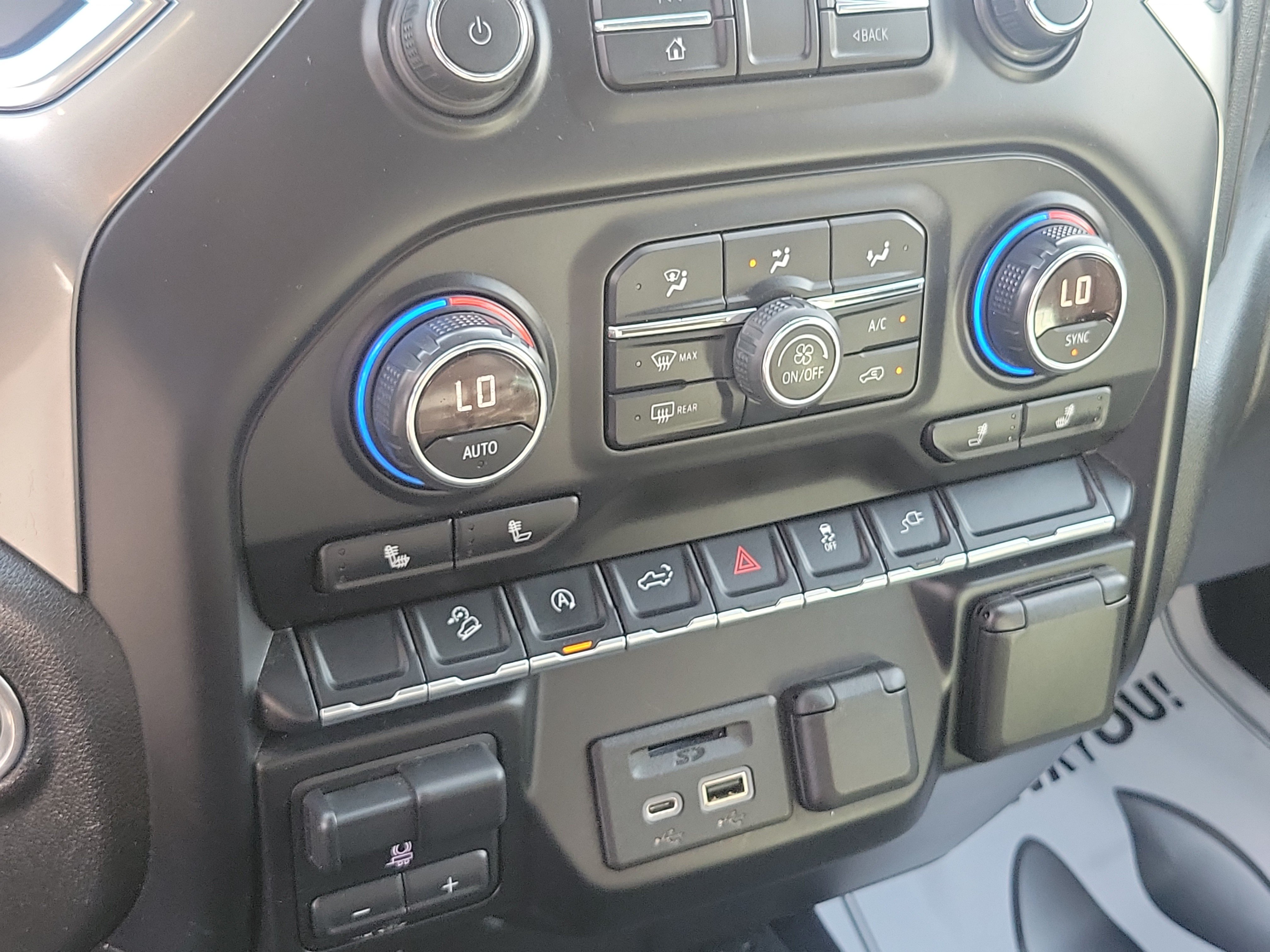 Used 2019 Chevrolet Silverado 1500 LT w/ All-Star Edition AWD/4WD image 29