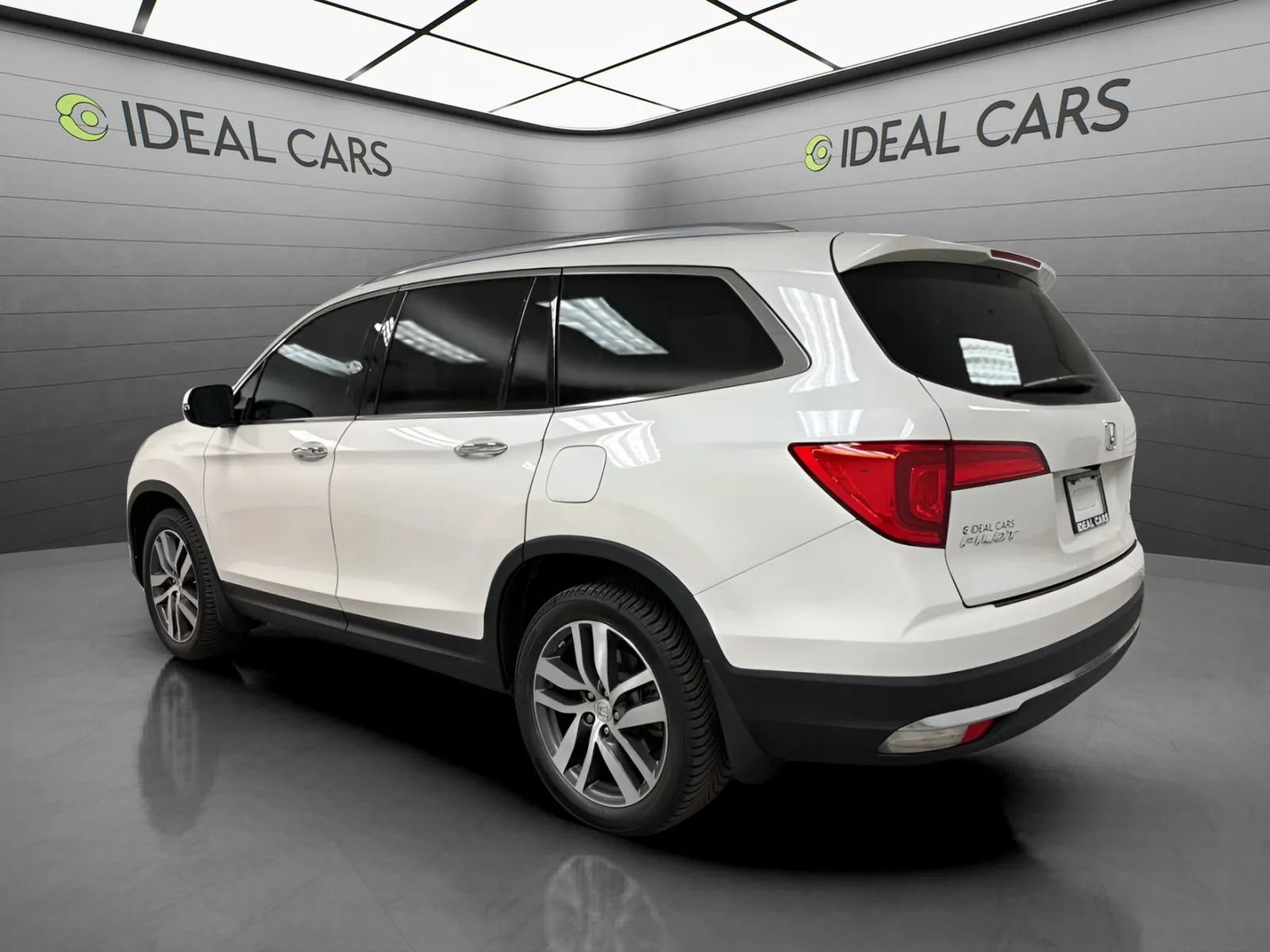 Used 2017 Honda Pilot Elite image 7