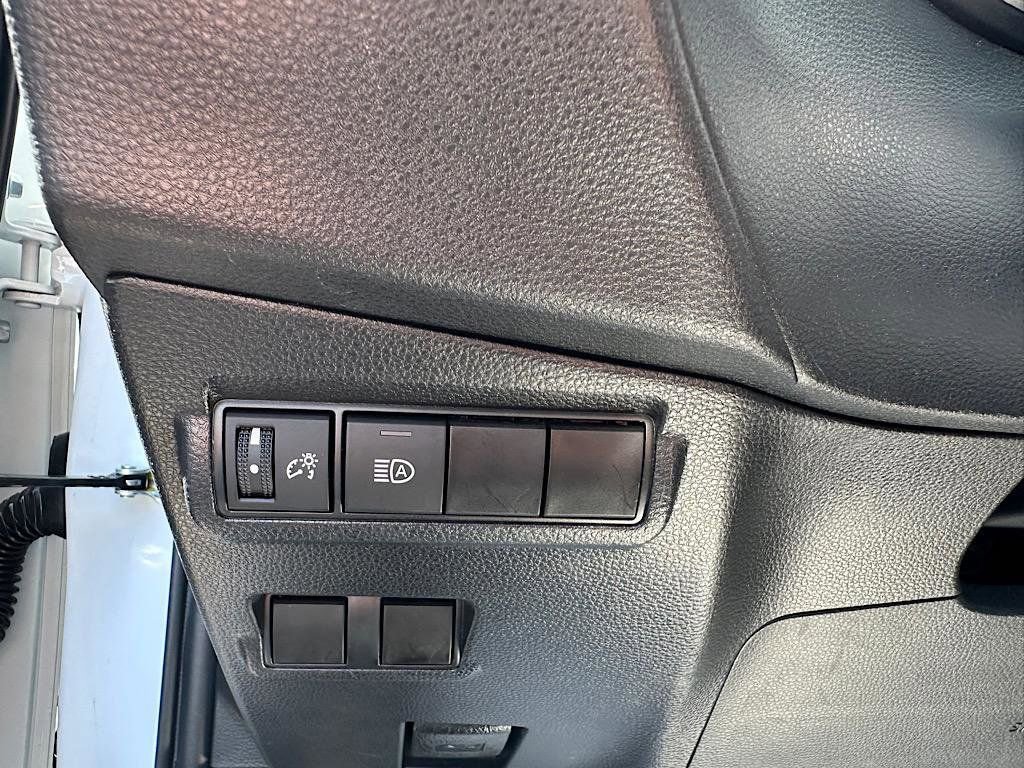 Certified 2023 Toyota Corolla Cross XLE image 20