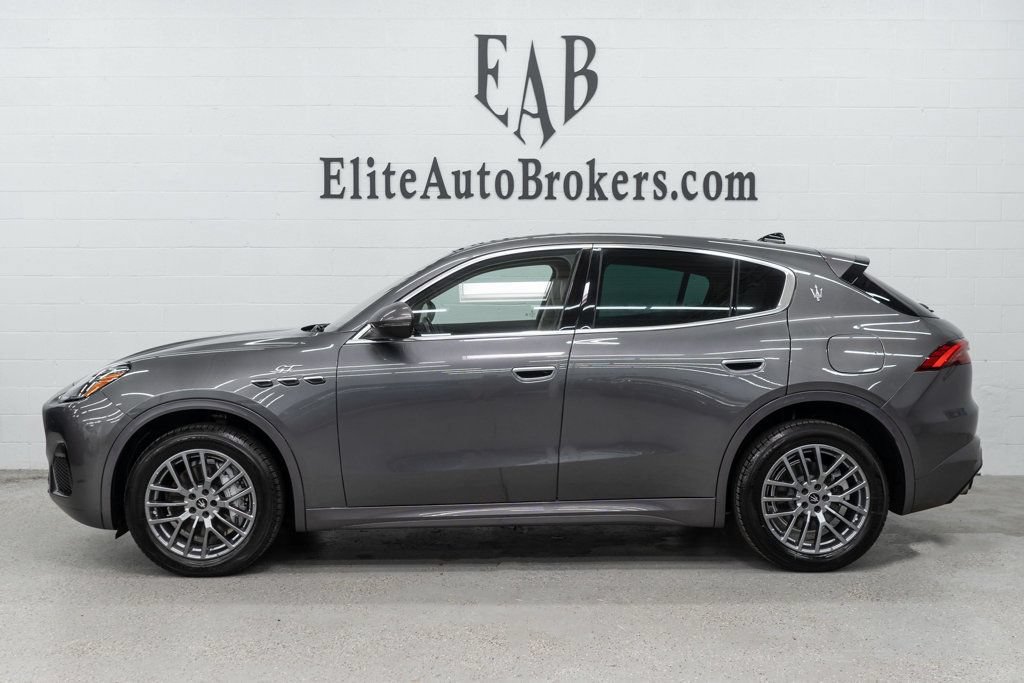 Used 2023 Maserati Grecale GT AWD/4WD image 2