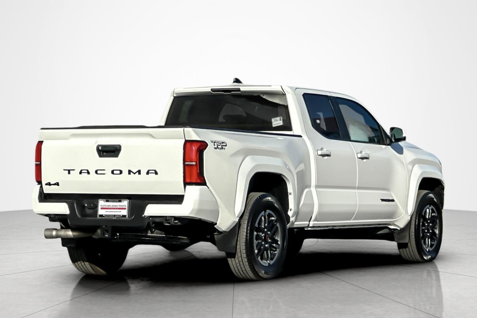 Certified 2024 Toyota Tacoma TRD Sport AWD/4WD image 5