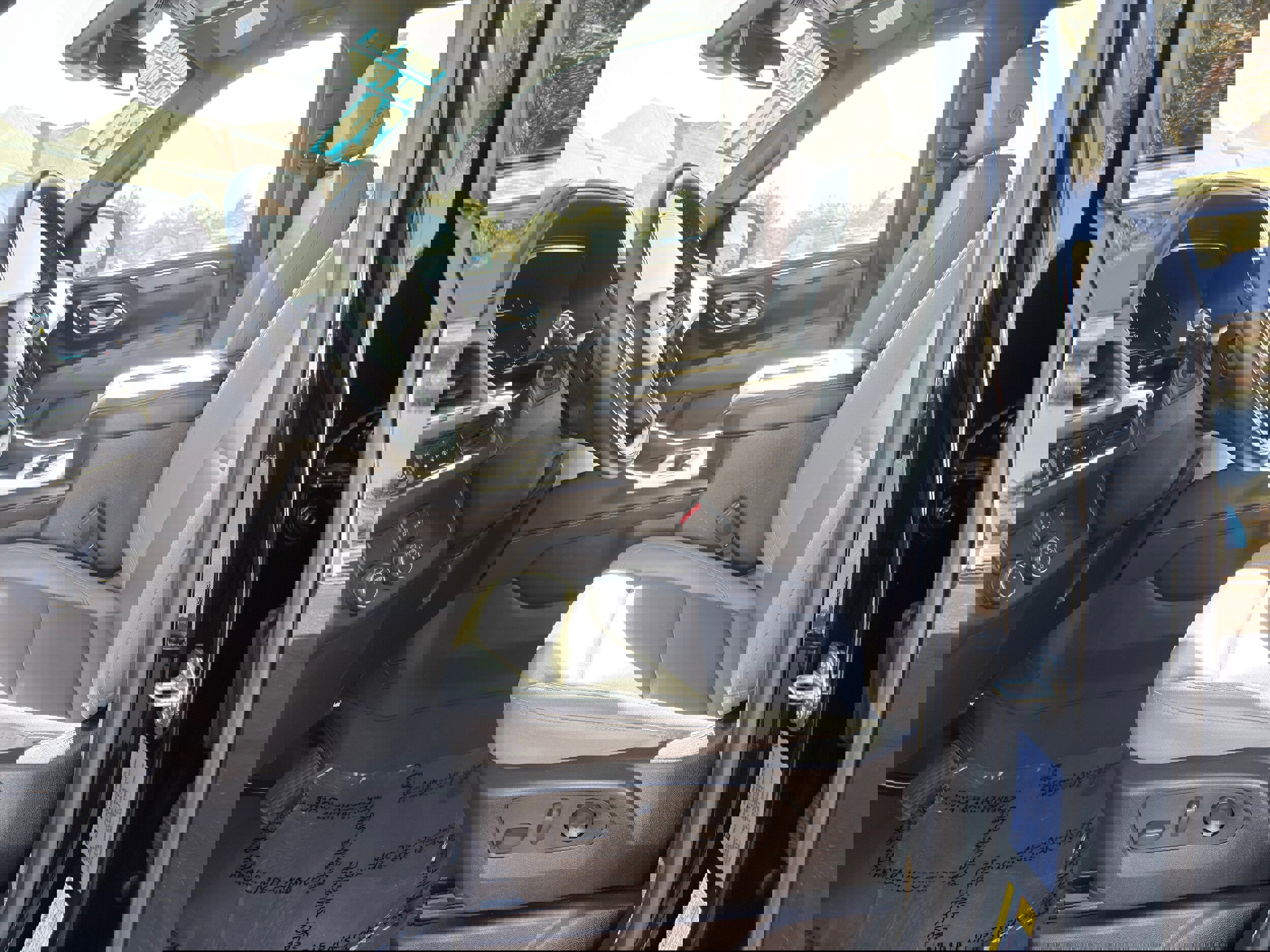 Used 2024 Chevrolet Tahoe LT image 23