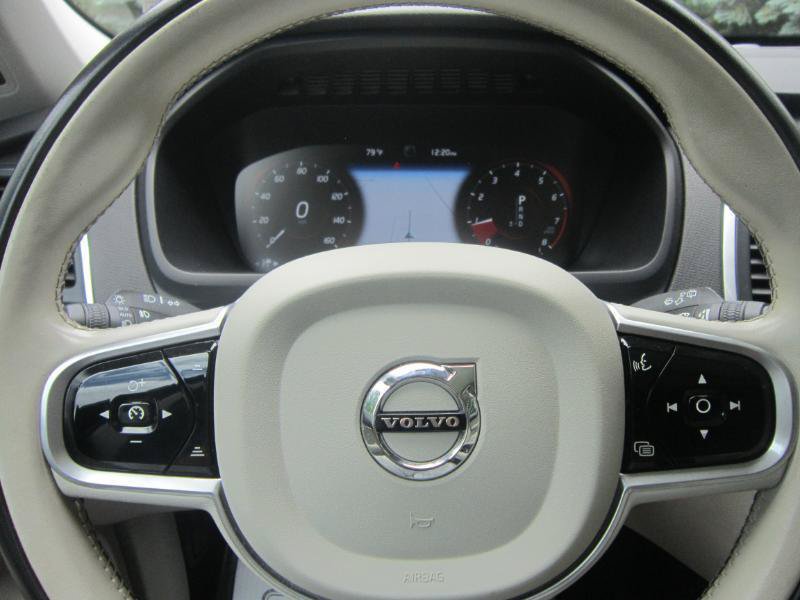 Used 2019 Volvo XC90 T6 Momentum w/ Protection Package Premier AWD/4WD image 16