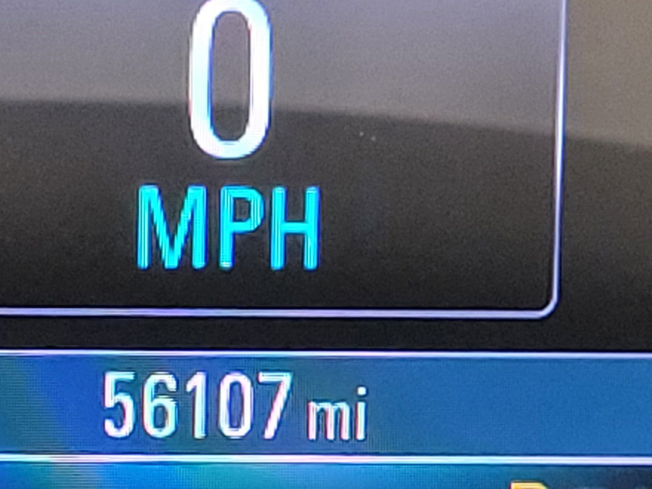 Used 2018 Buick Envision Essence image 3