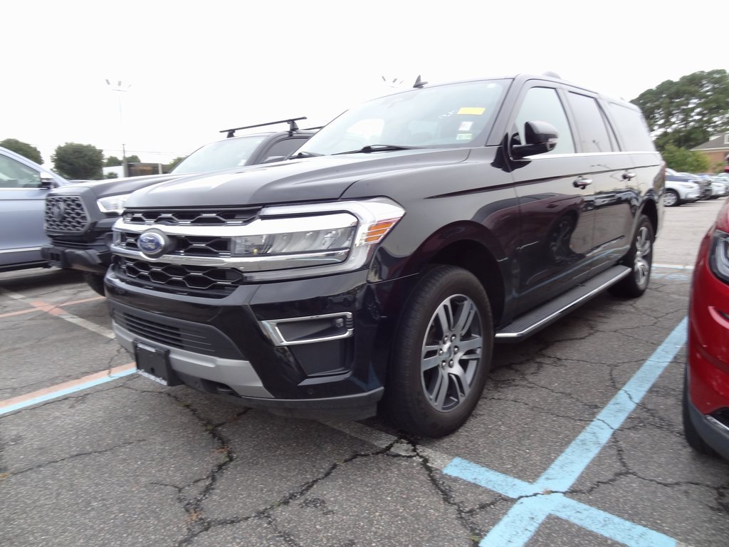 Certified 2022 Ford Expedition Max Limited image 3