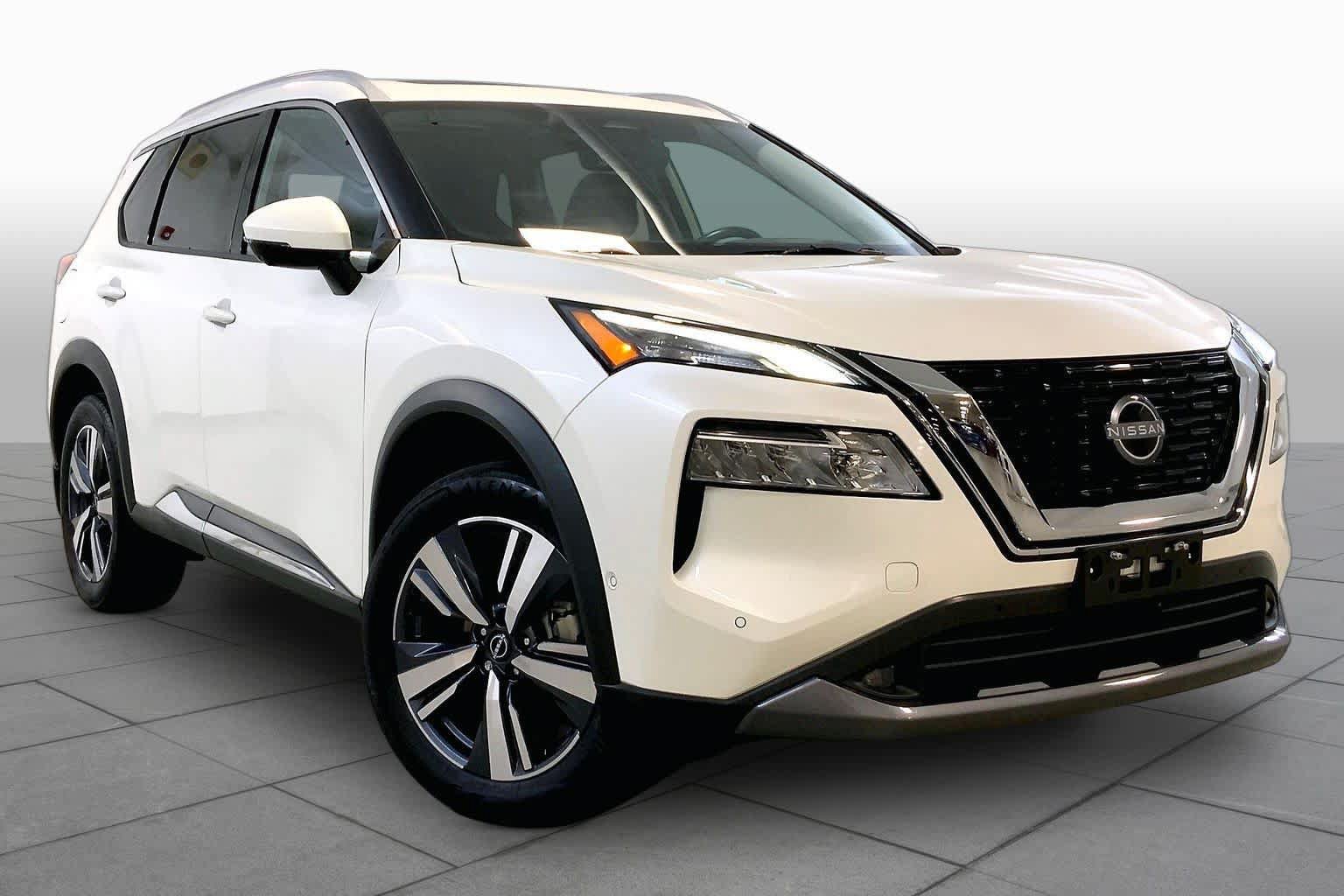 Used 2022 Nissan Rogue SL w/ SL Premium Package AWD/4WD image 2