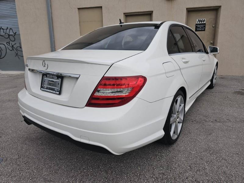 Used 2014 Mercedes-Benz C 250 Sedan image 4