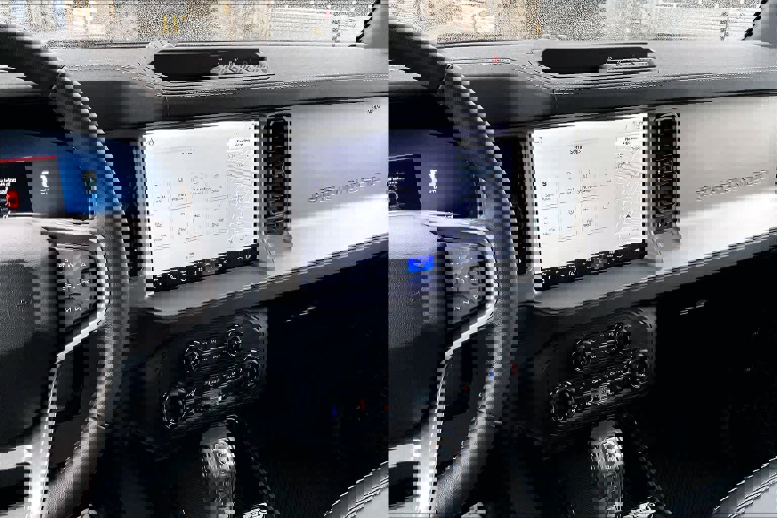 Used 2025 Ford Bronco Outer Banks image 7