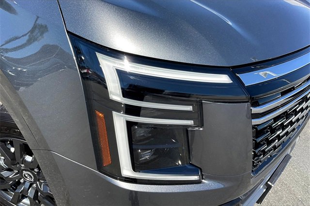 New 2026 Nissan Armada SV image 10