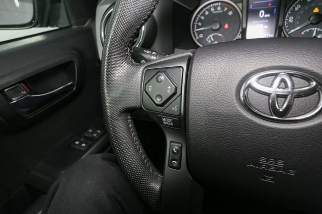 Used 2021 Toyota Tacoma TRD Sport w/ TRD Premium Sport Package AWD/4WD image 26