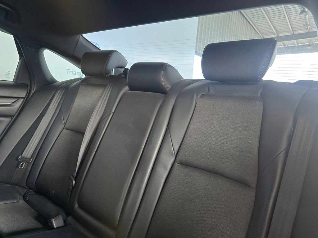 Used 2018 Honda Accord Sport image 15