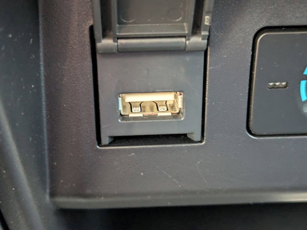 Used 2024 Toyota 4Runner Limited AWD/4WD image 24