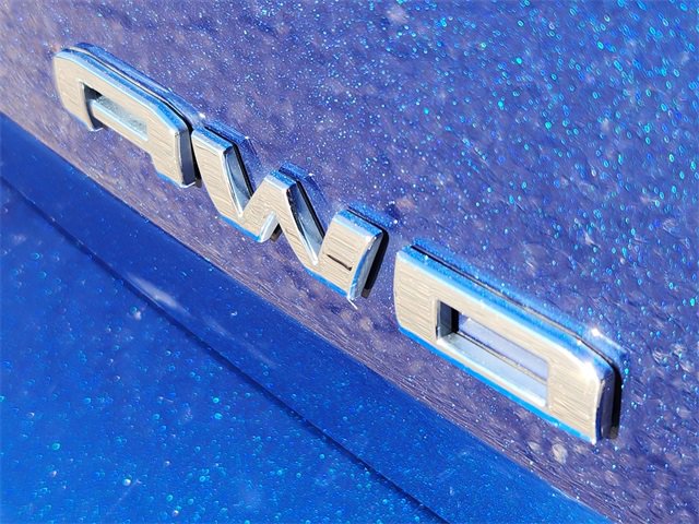 Used 2022 GMC Terrain SLE image 12