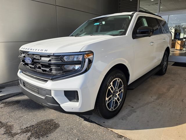 New 2026 Ford Expedition Active