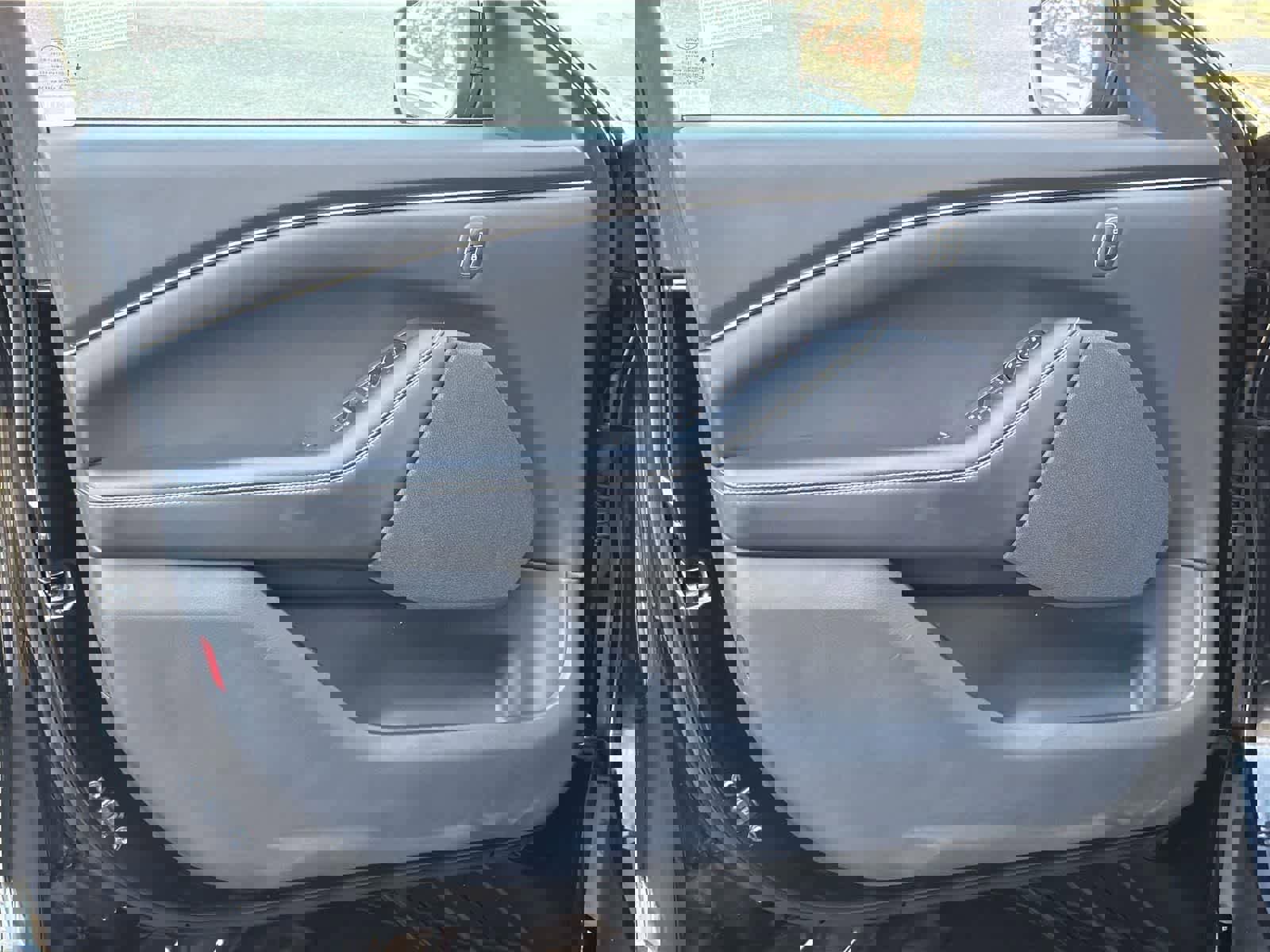 Used 2022 Ford Mustang Mach-E Select image 20