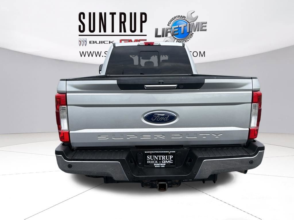 Used 2019 Ford F250 Lariat w/ Tow Technology Bundle image 4