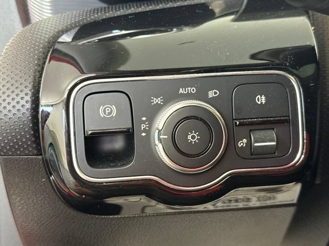 Used 2019 Mercedes-Benz A 220 image 39