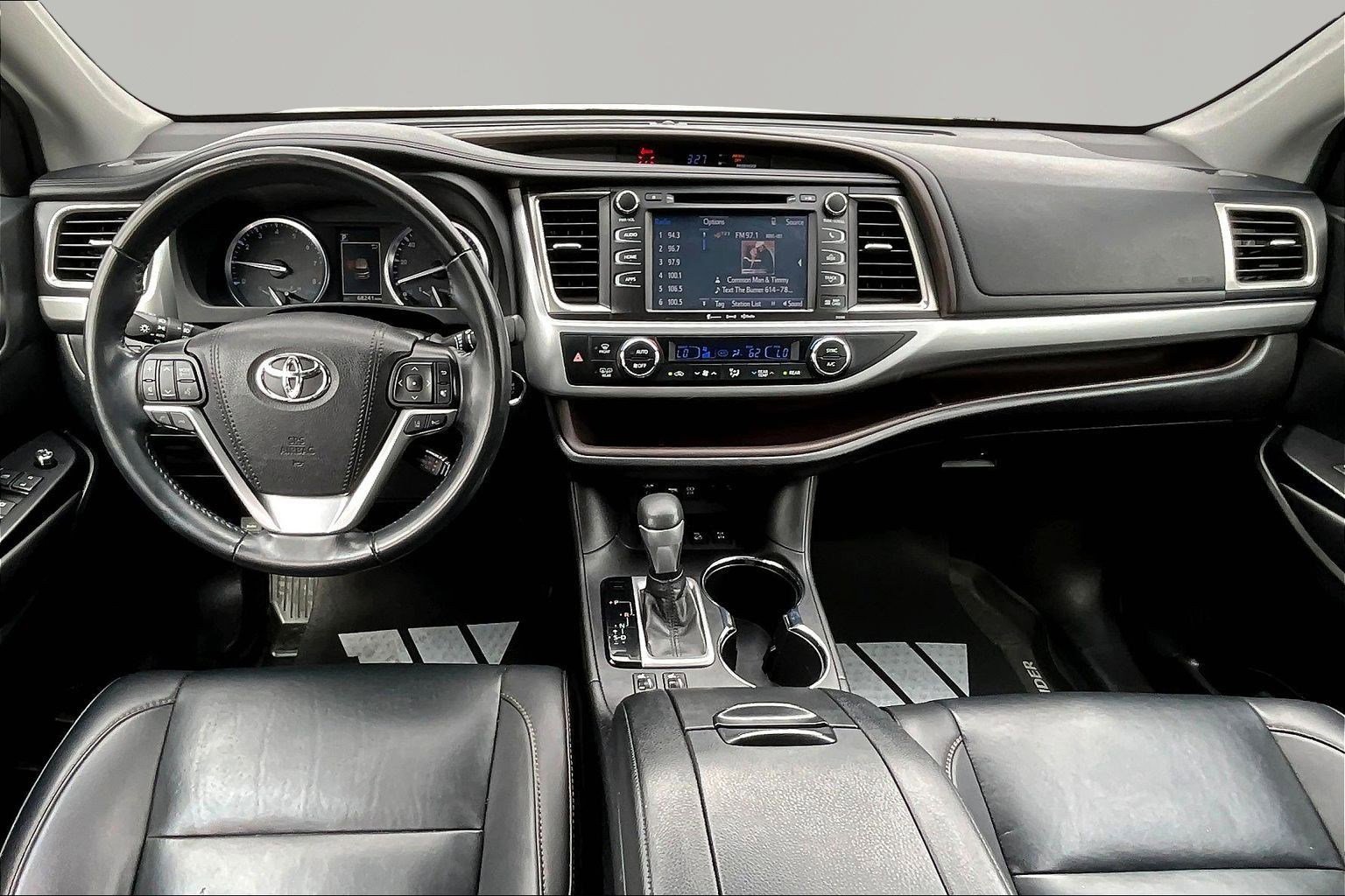 Used 2019 Toyota Highlander XLE image 7