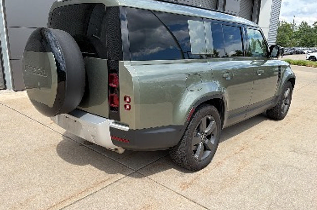 Used 2025 Land Rover Defender 130 S AWD/4WD image 8