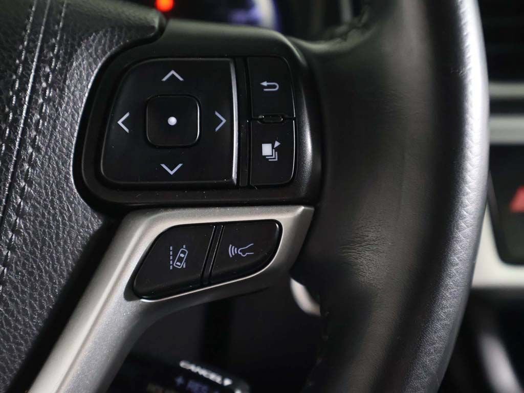 Used 2019 Toyota Highlander SE AWD/4WD image 43
