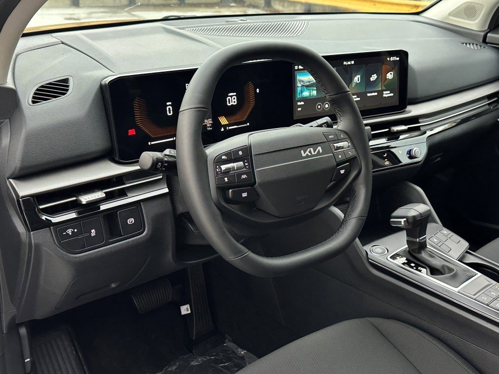 New 2026 Kia Sportage LX image 13