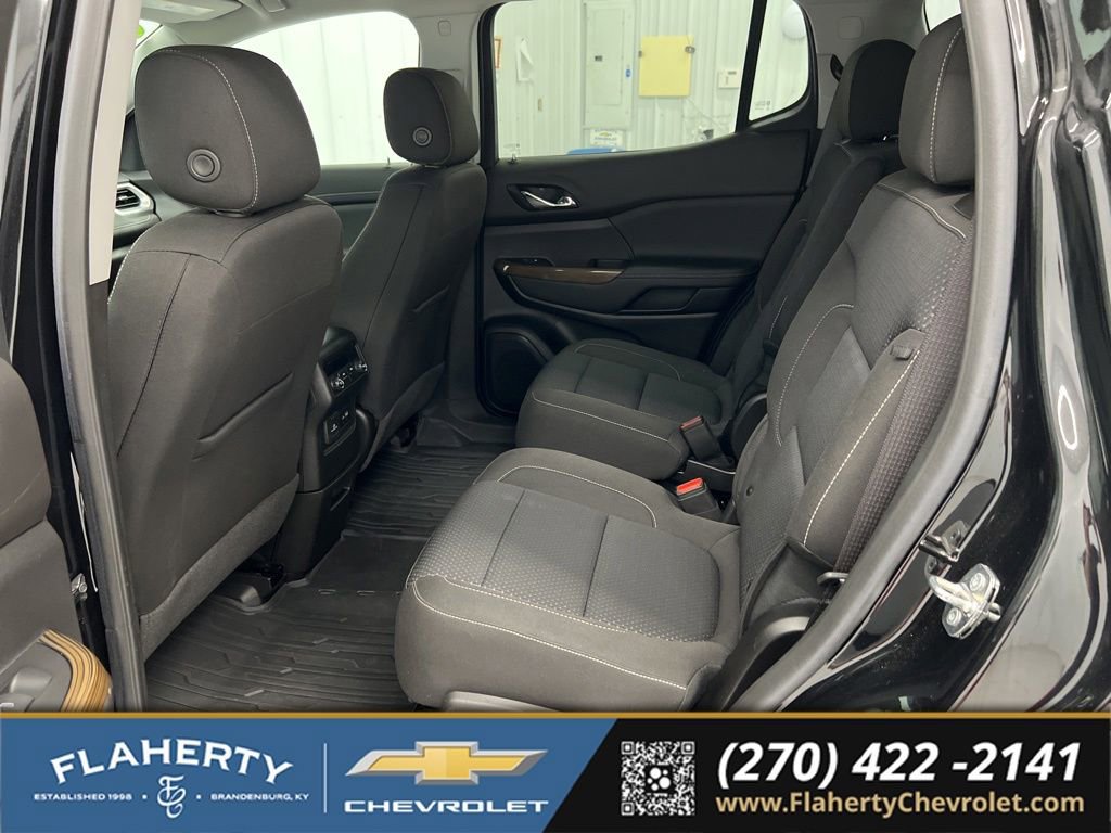 Used 2023 GMC Acadia SLE w/ Driver Convenience Package FWD image 11