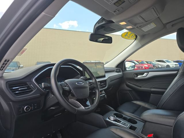 Used 2024 Ford Escape Platinum AWD/4WD image 12