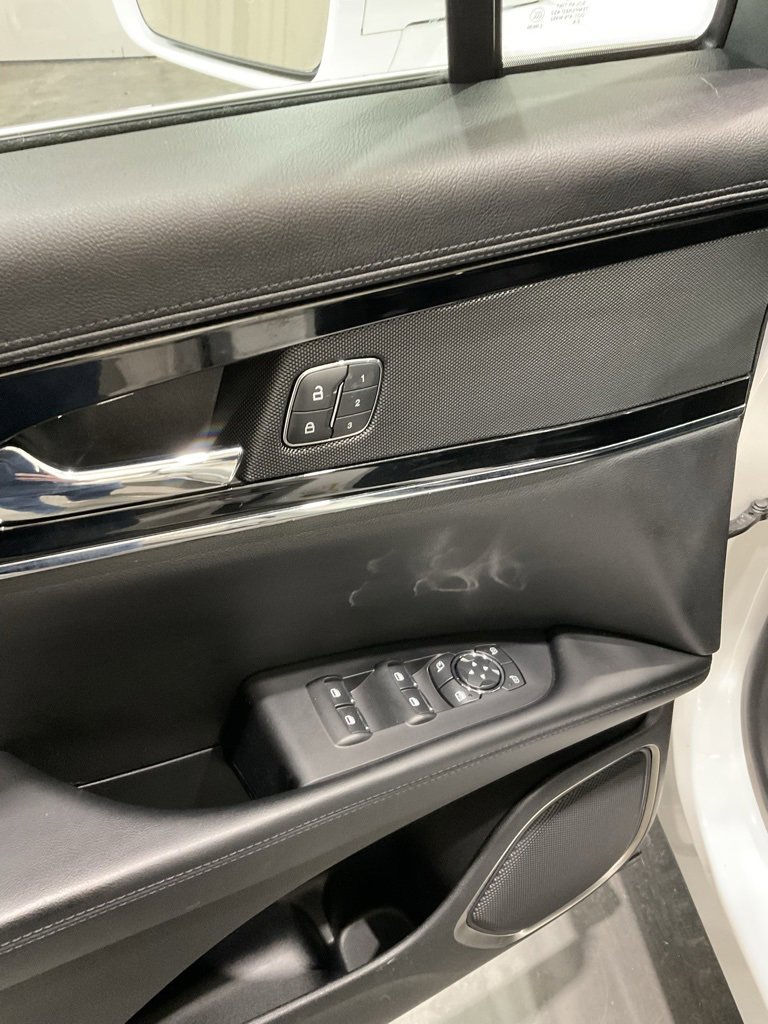 Used 2022 Lincoln Nautilus Standard image 7