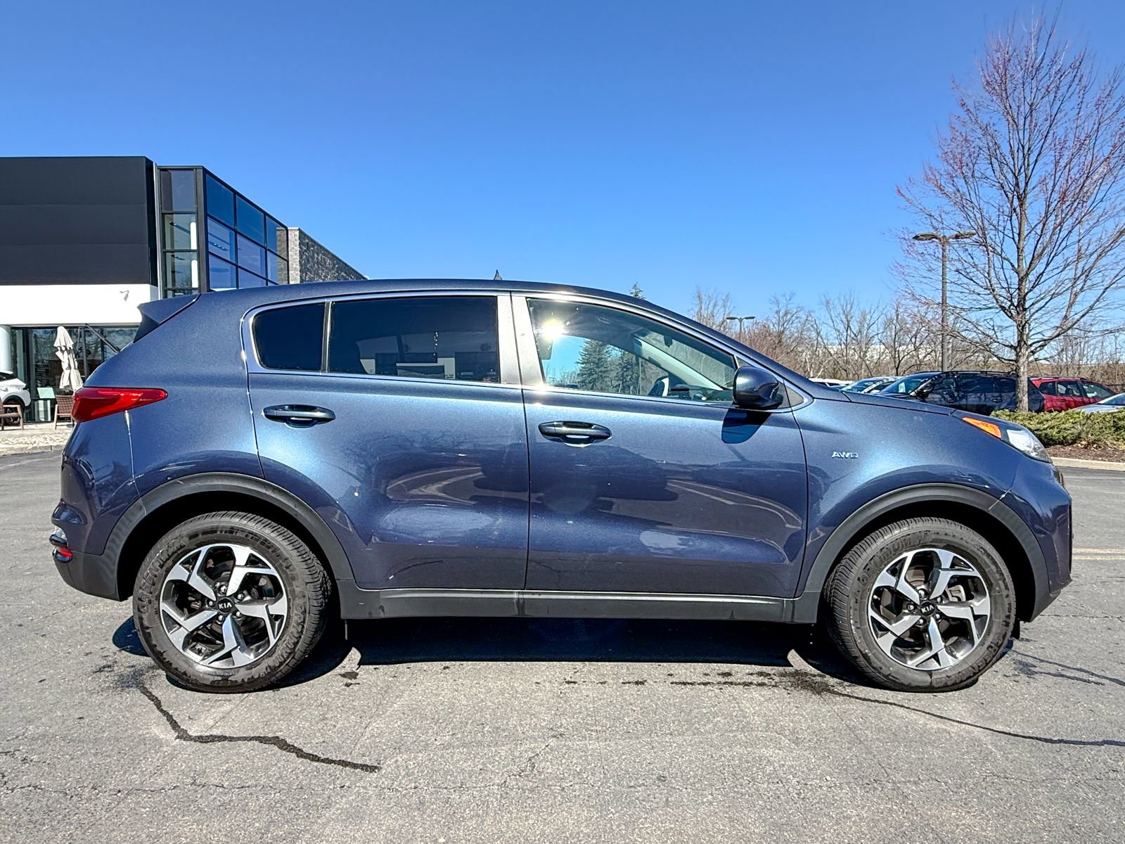 Certified 2021 Kia Sportage LX image 4