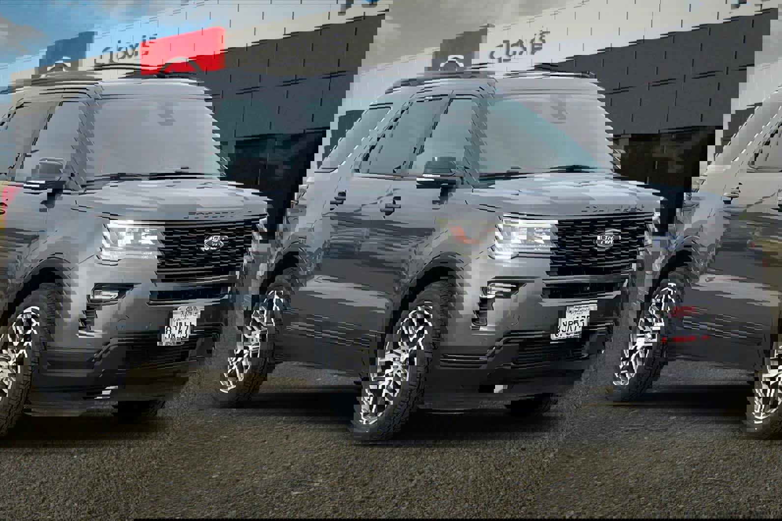 Used 2018 Ford Explorer Sport w/ Equipment Group 401A image 10