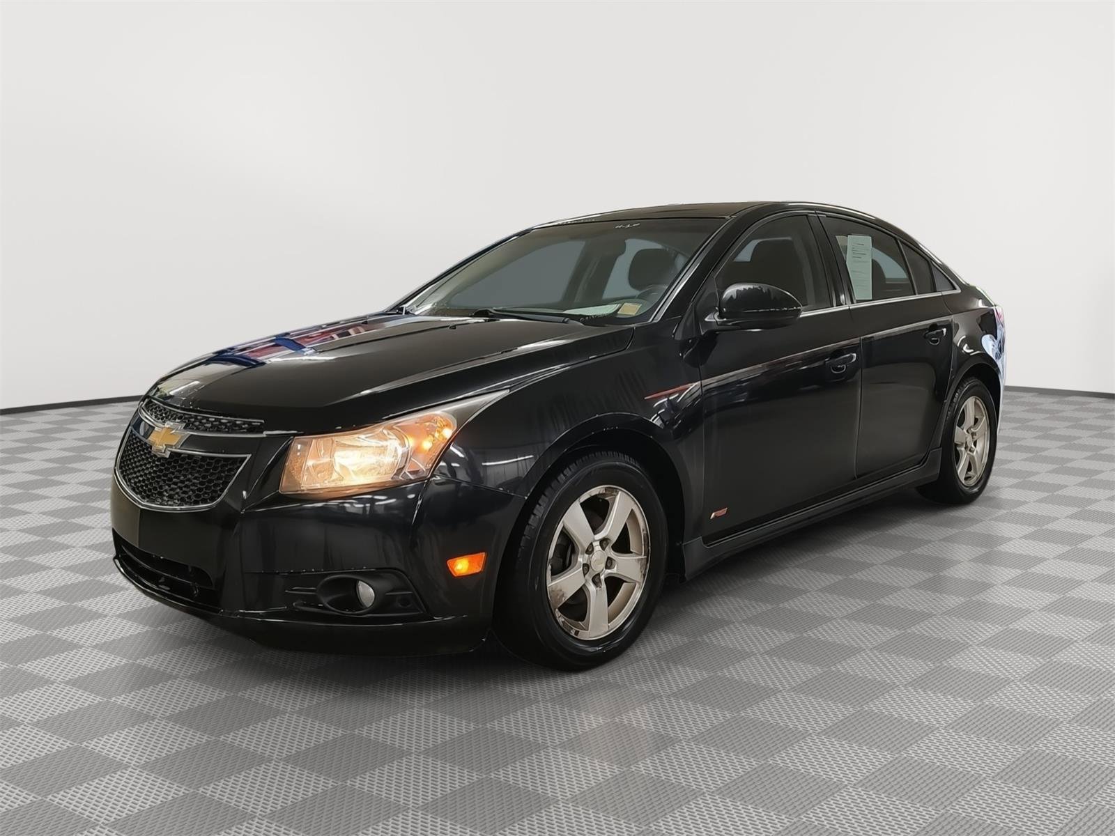 Used 2011 Chevrolet Cruze LT w/ RS Package FWD image 11