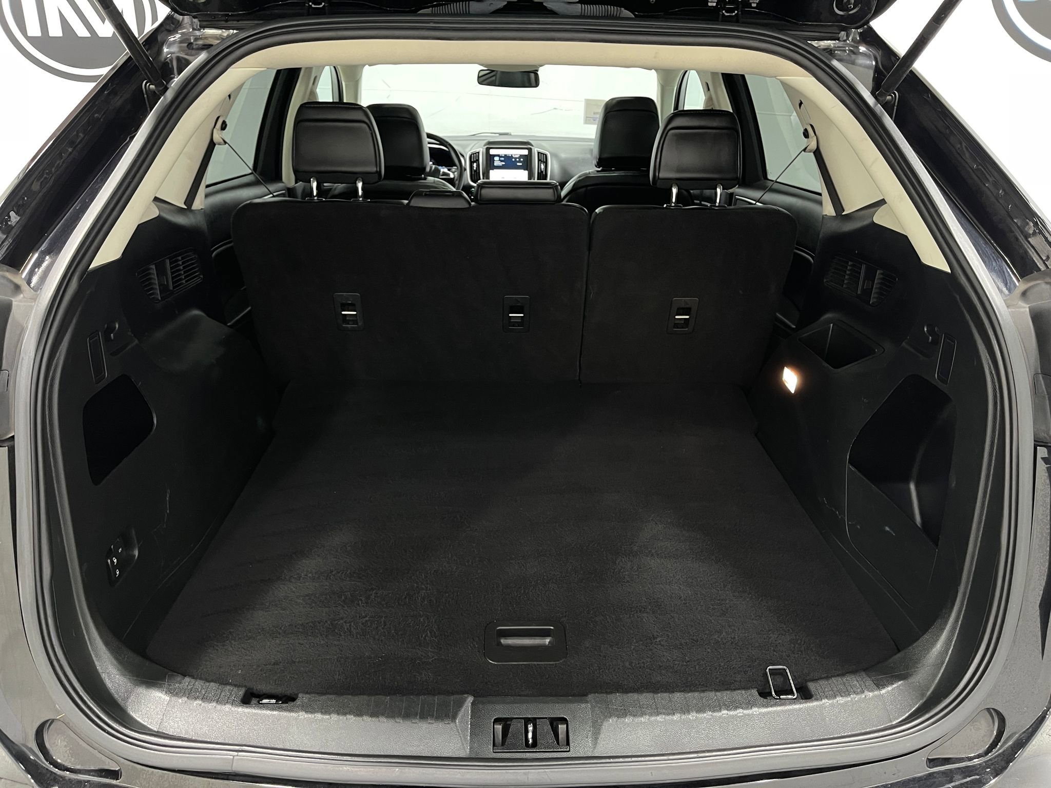 Used 2021 Ford Edge SEL AWD/4WD image 28