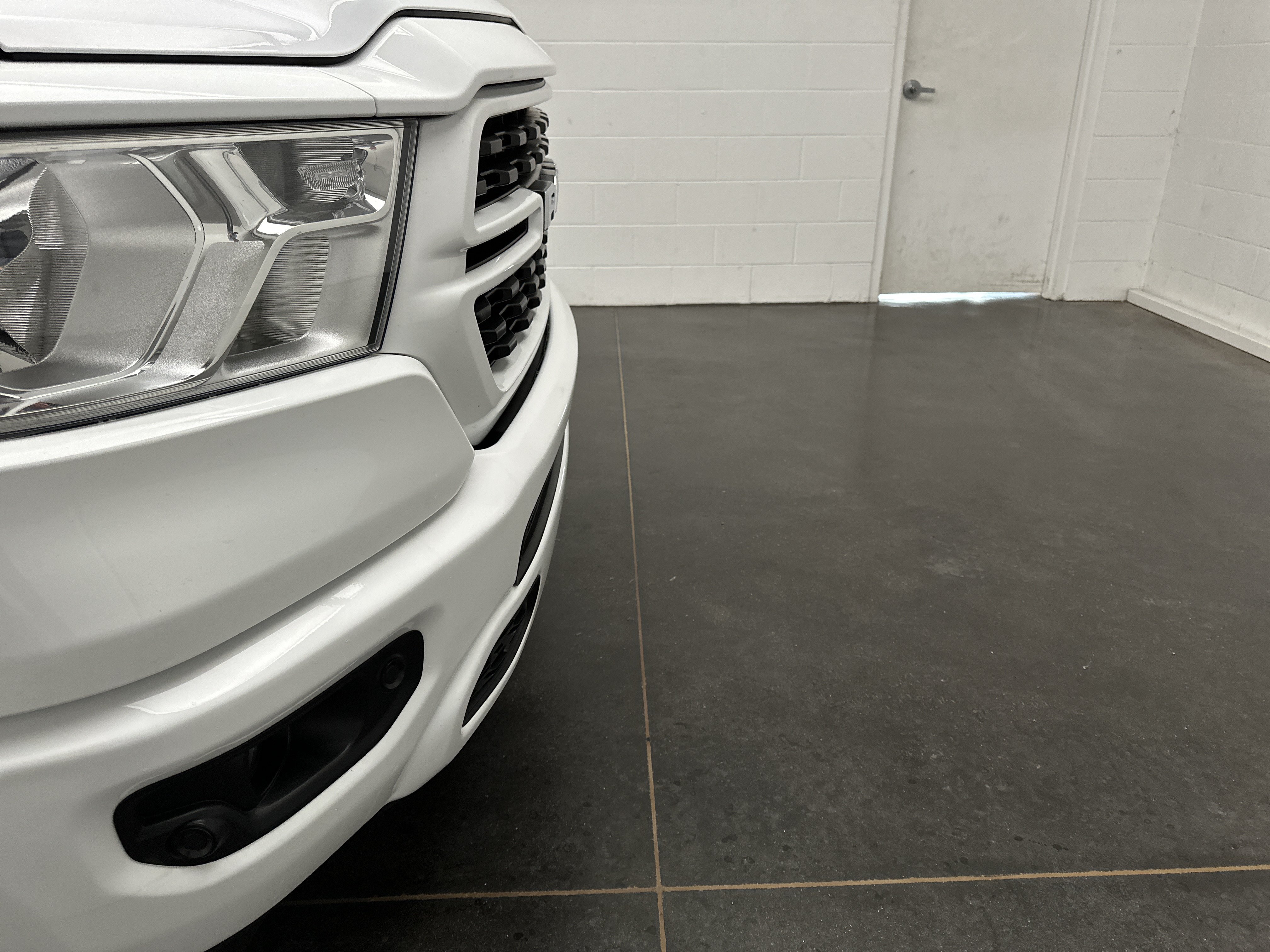 Used 2023 RAM 1500 Big Horn AWD/4WD image 2