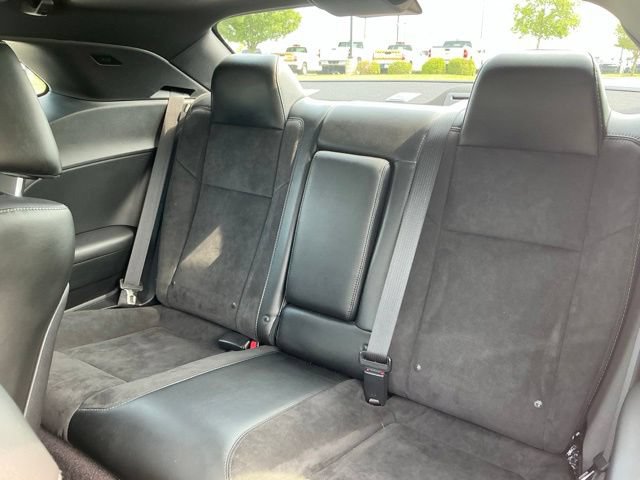 Used 2017 Dodge Challenger R/T Scat Pack RWD image 31
