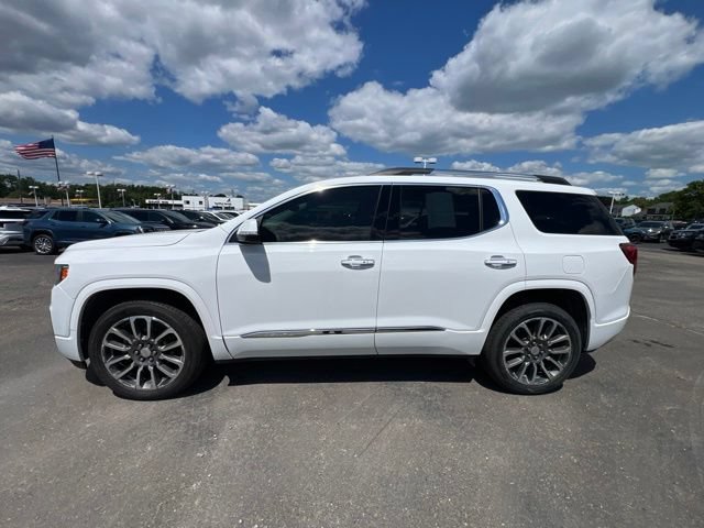 Used 2021 GMC Acadia Denali w/ Denali Ultimate Package AWD/4WD image 8
